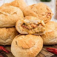 Spice Up Your Next Gathering: A Foolproof Guide to Irresistible Crawfish Pistolettes